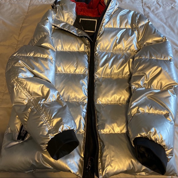 VRY WRM Phoenix Down Filled Hooded Puffer Jacket - Picture 3 of 5